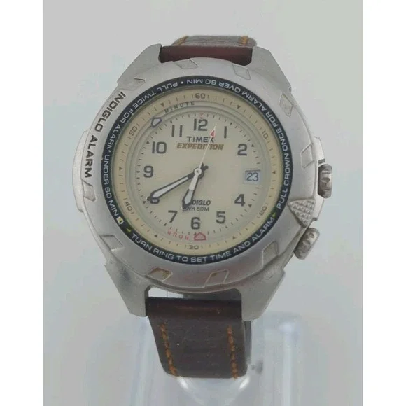 Timex Vintage Expedition Shenmue-Style White Dial 2002 Timer Indiglo Mens Watch - Picture 2 of 6